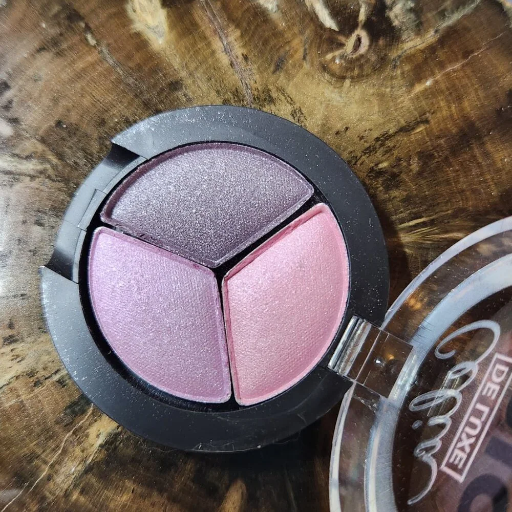💟💄 CELIA De Luxe Trio Ideal Eyeshadow #301 4g Lavender Pink Purple